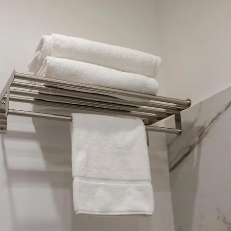 Maison D'elite アパート *