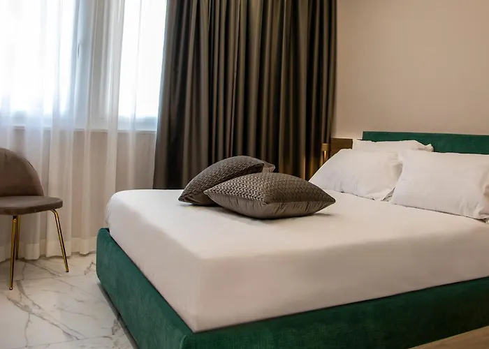 Maison D'élite * Napoli